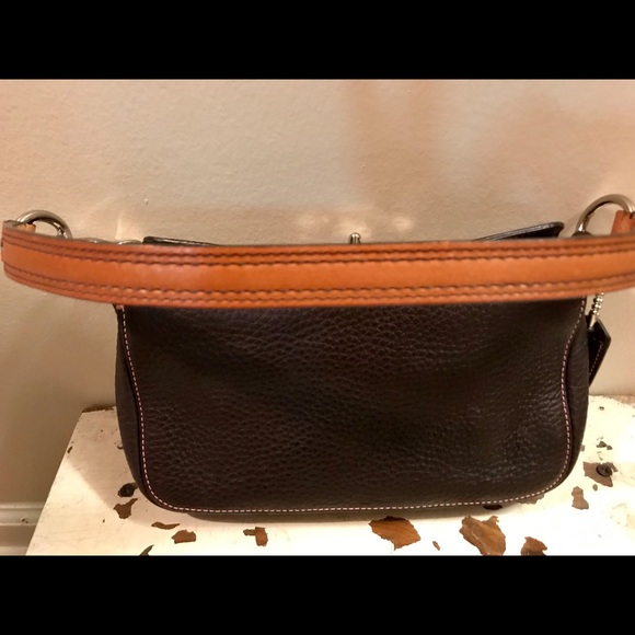 Coach - Picture 4 of 8